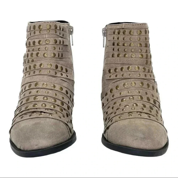 White Mountain Desire Grey Faux Leather Womens Ankle Boots Size 5.5M - Picture 4 of 14